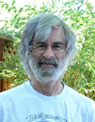 Outdoor portrait of Leslie Lamport © CC BY-SA